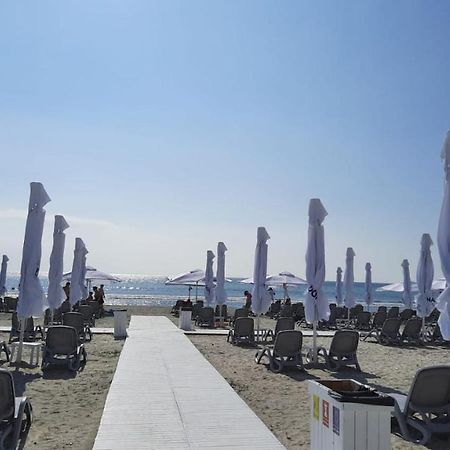 Апартаменты Holiday Rezidence Kazeboo Beach Нэводари Экстерьер фото